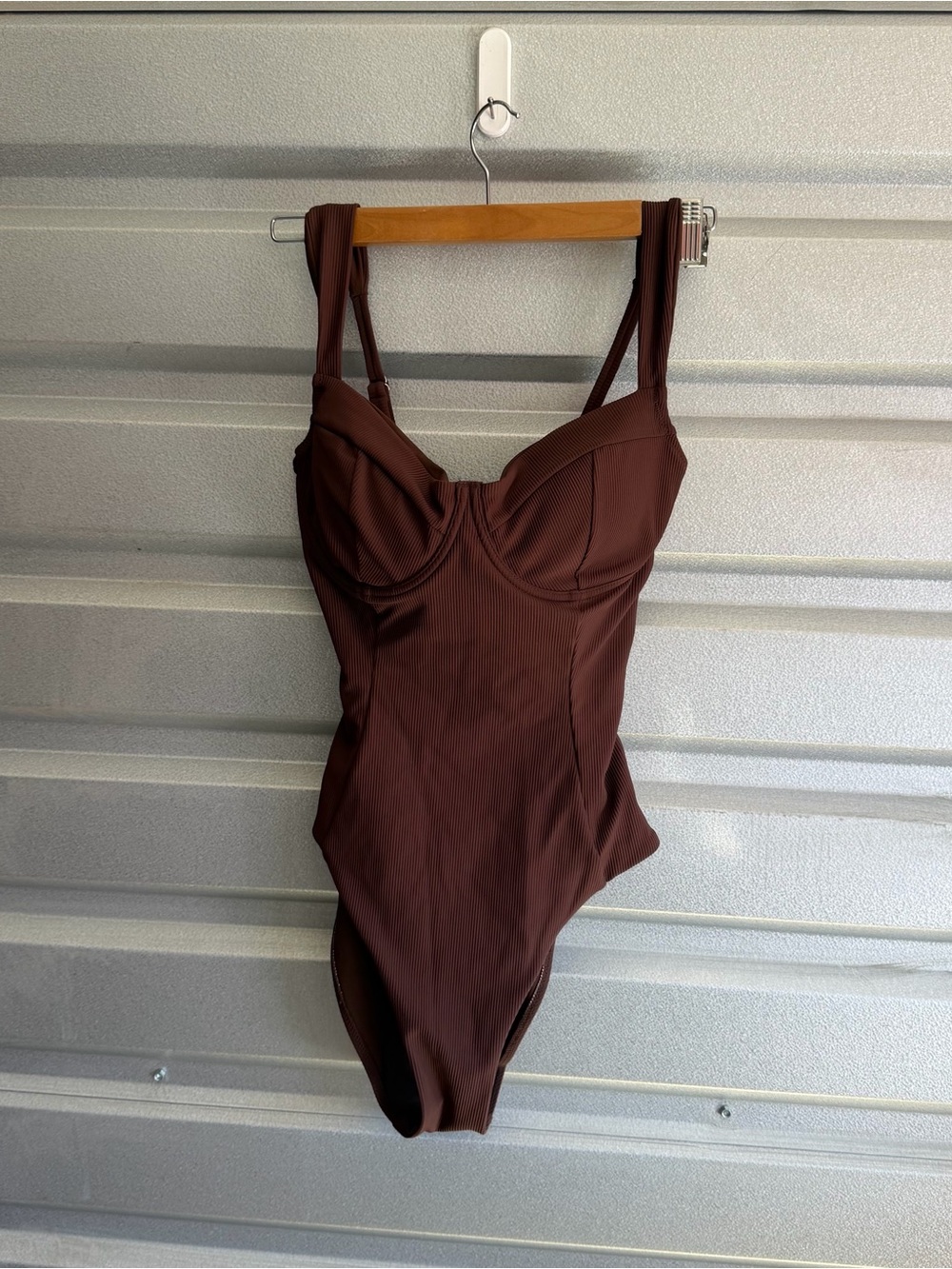 Berlook NWT coffee cross back one piece